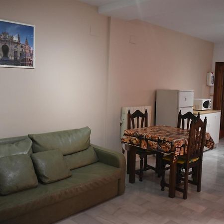 Hostal Alamare Sevilla Kültér fotó