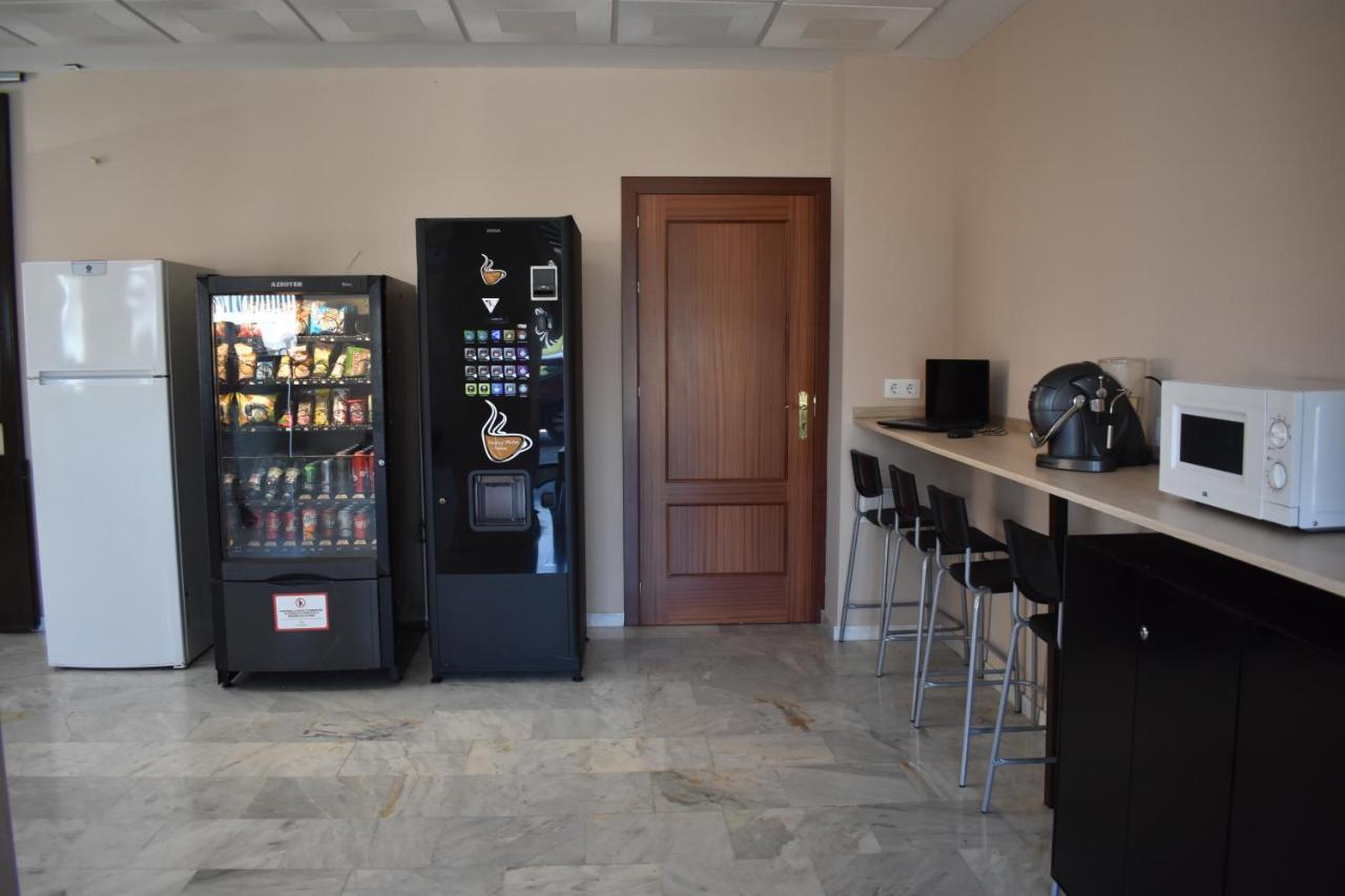 Hostal Alamare Sevilla Kültér fotó