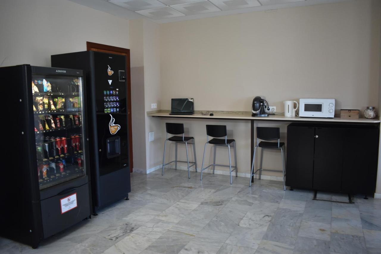 Hostal Alamare Sevilla Kültér fotó
