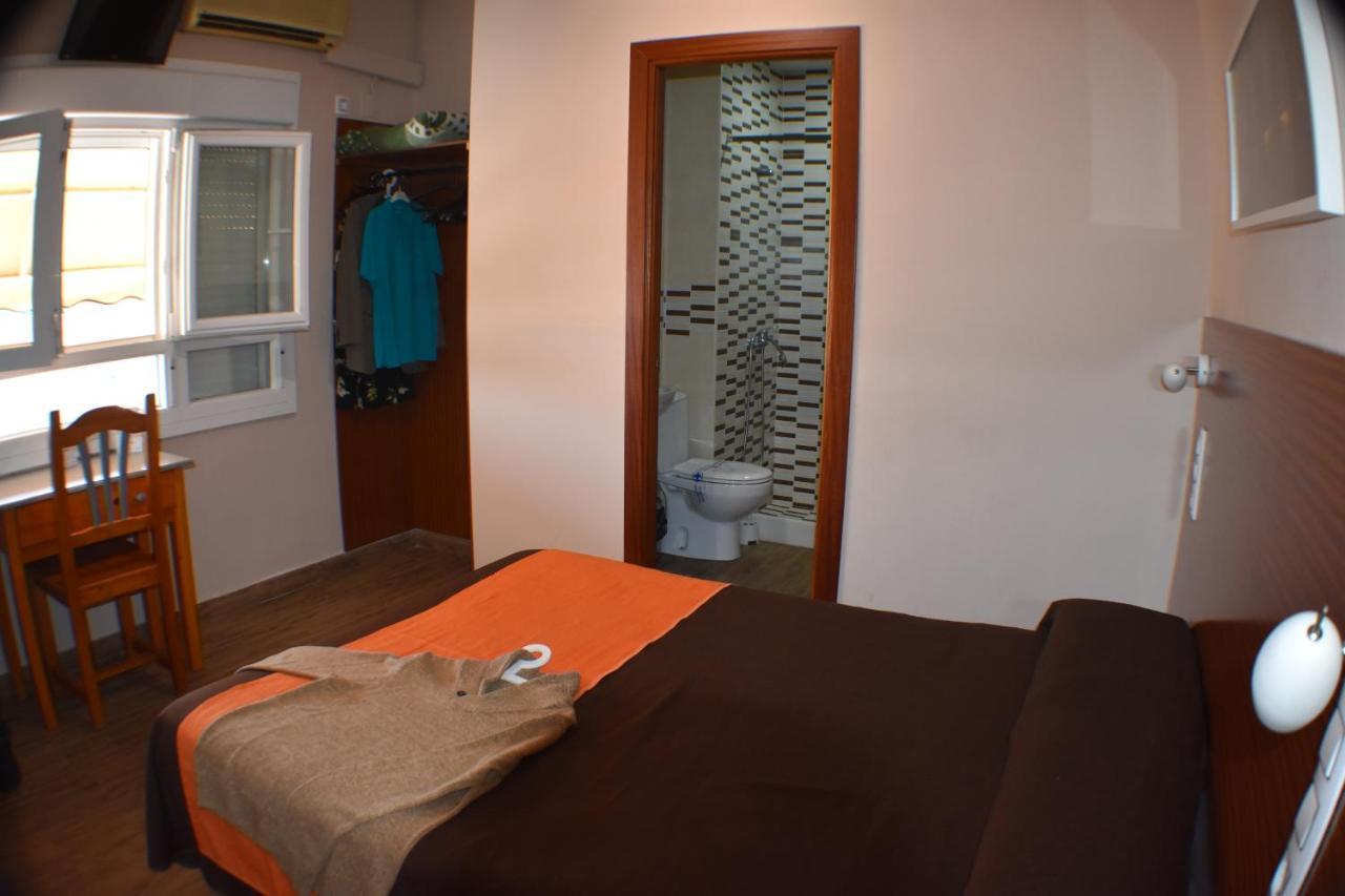 Hostal Alamare Sevilla Kültér fotó