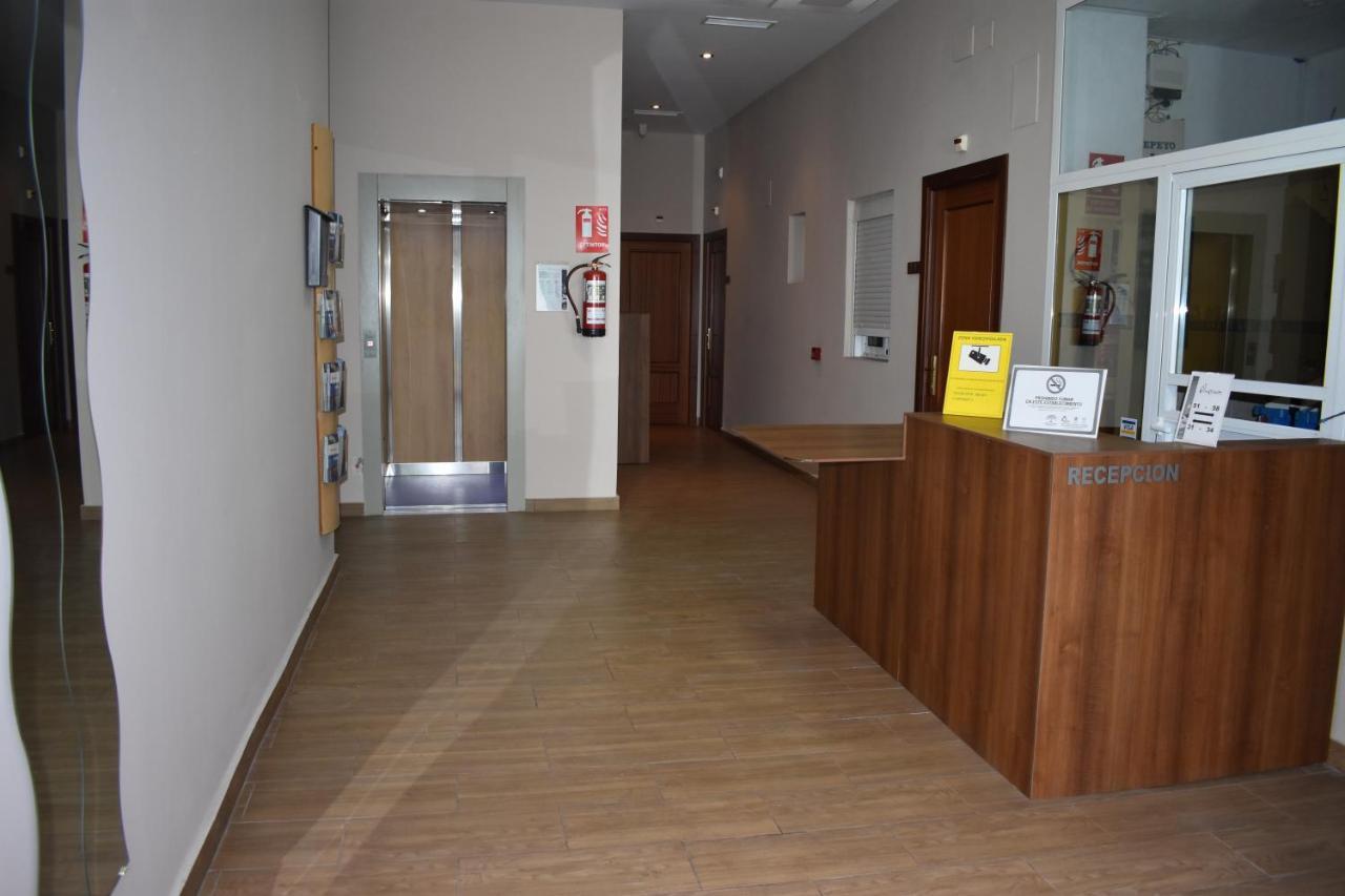 Hostal Alamare Sevilla Kültér fotó