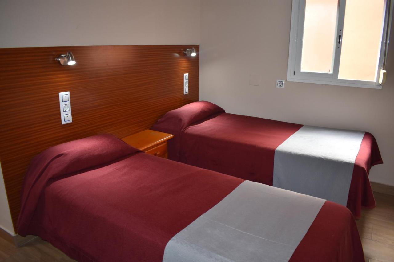Hostal Alamare Sevilla Kültér fotó