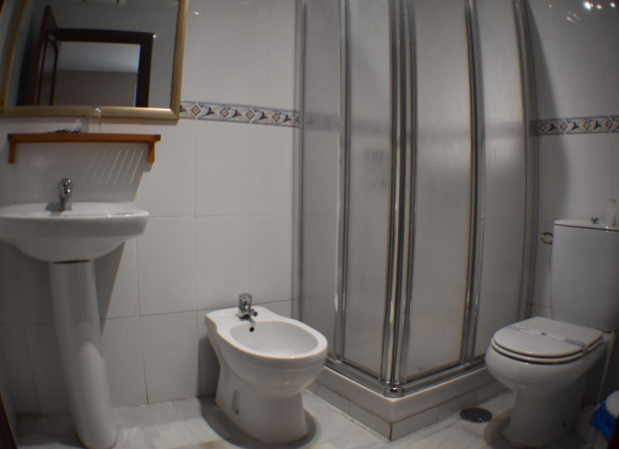 Hostal Alamare Sevilla Kültér fotó