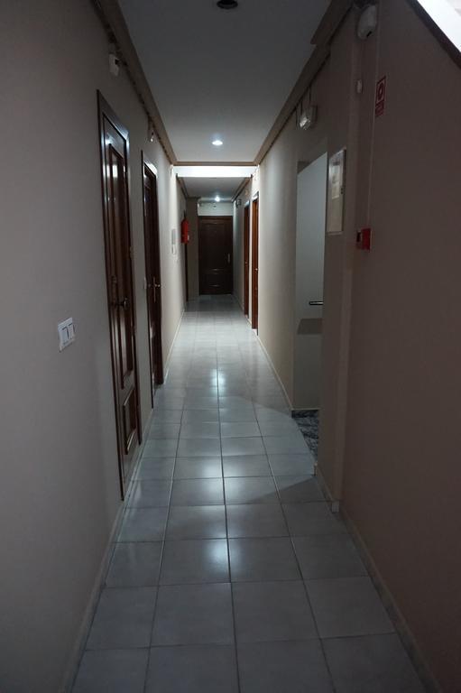 Hostal Alamare Sevilla Kültér fotó